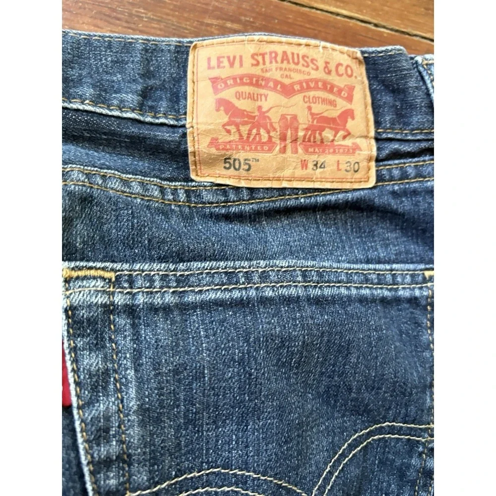 Levis 505 Regular Fit Jeans Mens 34x30 Dark Wash Blue Straight Leg Denim